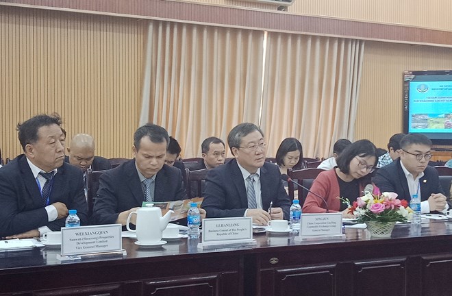 中方代表團(tuán)。圖自越通社